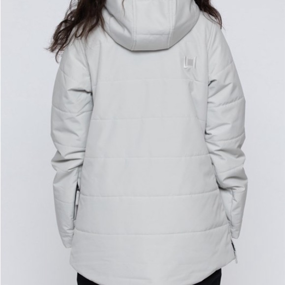 L1 Outerwear- Snowboard Jacket “Snowblind” in Ghost color - Picture 3 of 10